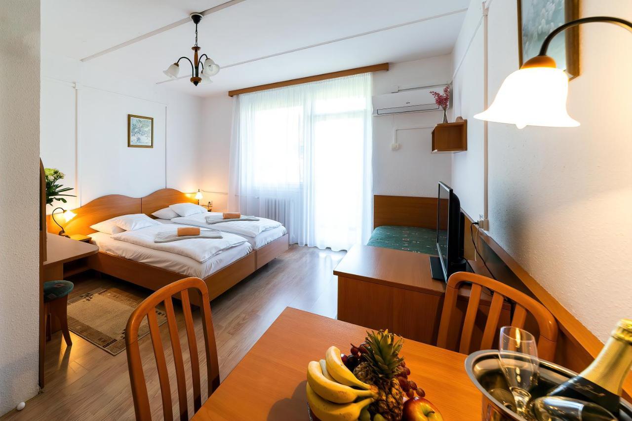 Napfeny Hotel Zalakaros Eksteriør bilde