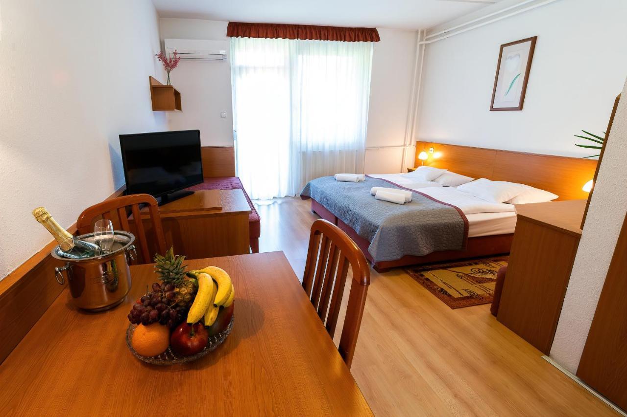 Napfeny Hotel Zalakaros Eksteriør bilde