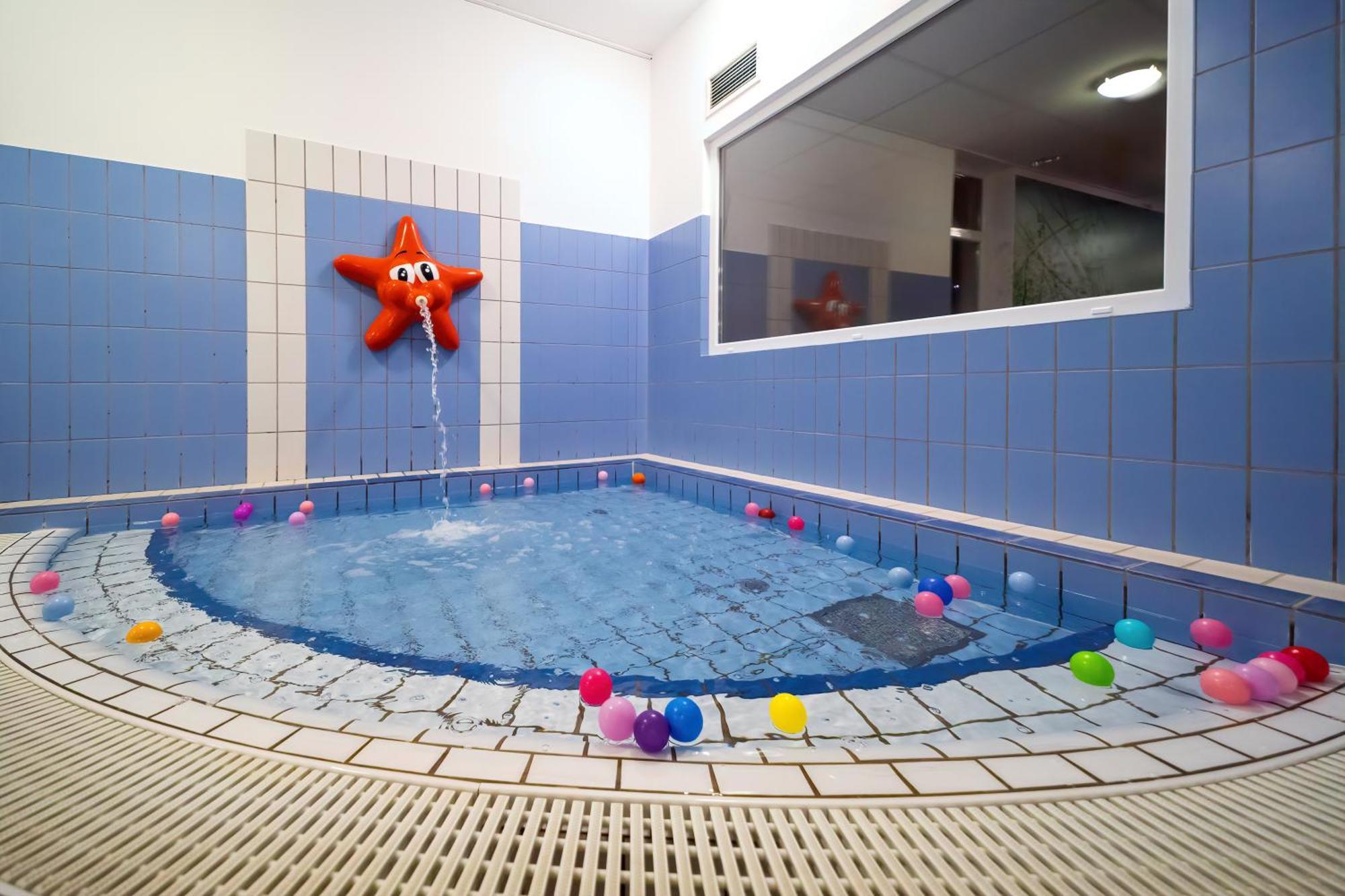 Napfeny Hotel Zalakaros Eksteriør bilde